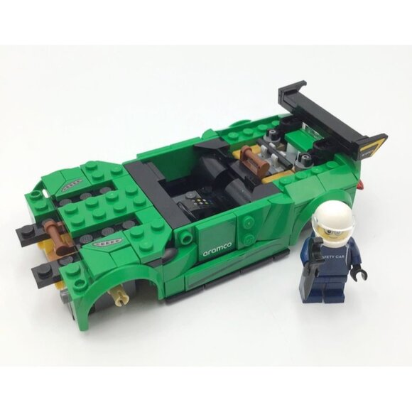 LEGO Speed Champions 76925 Aston Martin Vantage Safety Car & AMR23 Partly Built - Picture 3 of 10